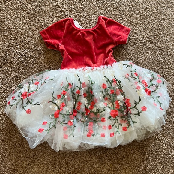 Size 2 red and white tutu flower dress - Picture 4 of 4